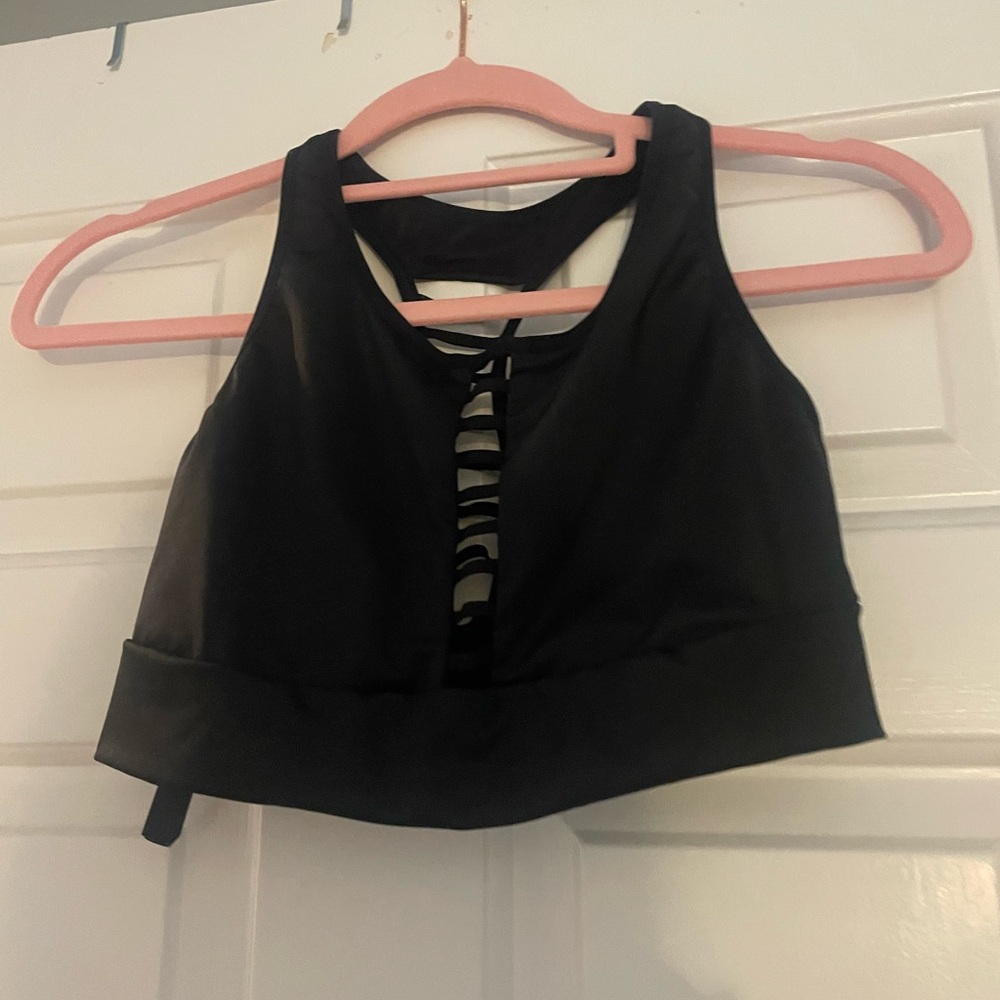 Stylish Black sports bra